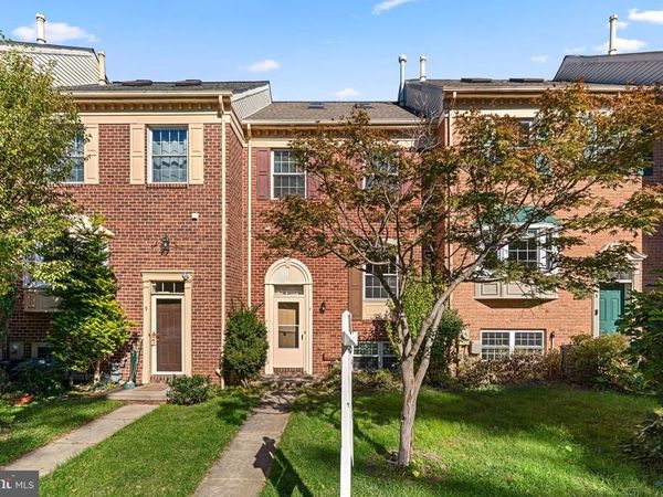 7 VALLEY CROSSING CIRCLE, COCKEYSVILLE, MD 21030
