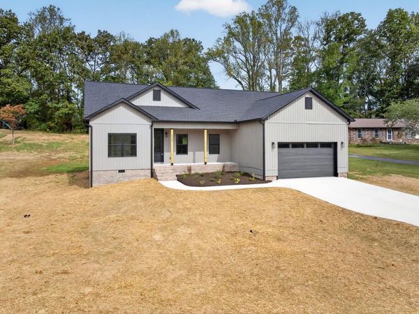 2650 Oakhurst Circle, Cookeville, TN 38506