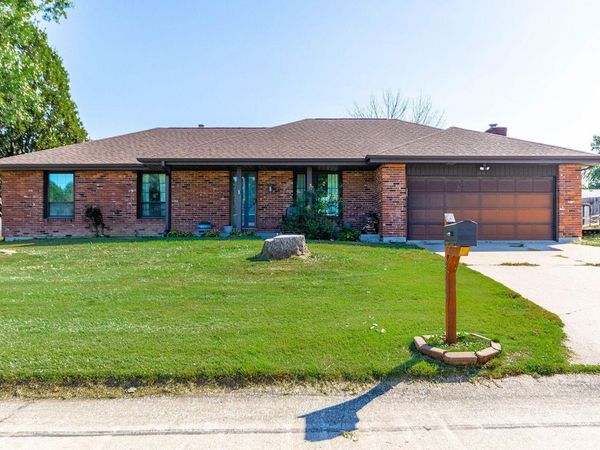 2310 Parkcrest , Mexico, MO 65265