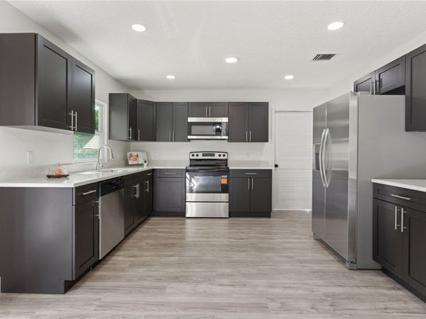 2136 80th Avenue, Vero Beach, FL 32966