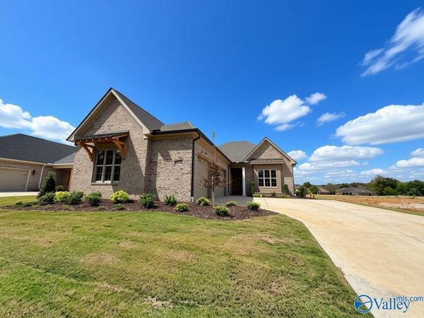 3113 Sublett Farm Trail, Owens Cross Roads, AL 35763