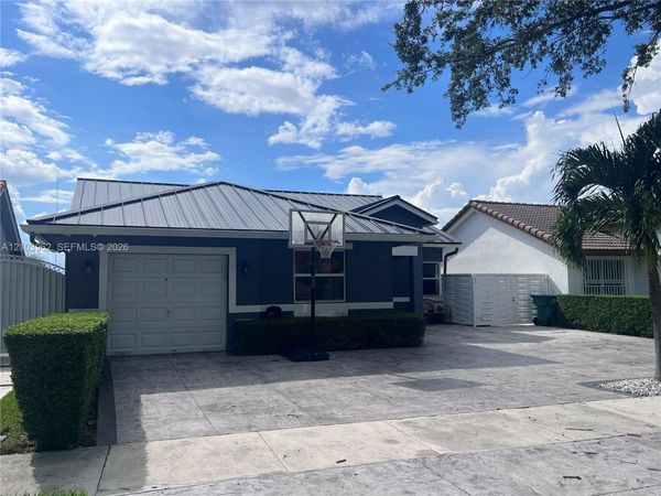 722 NW 134th Ave, Miami, FL 33182
