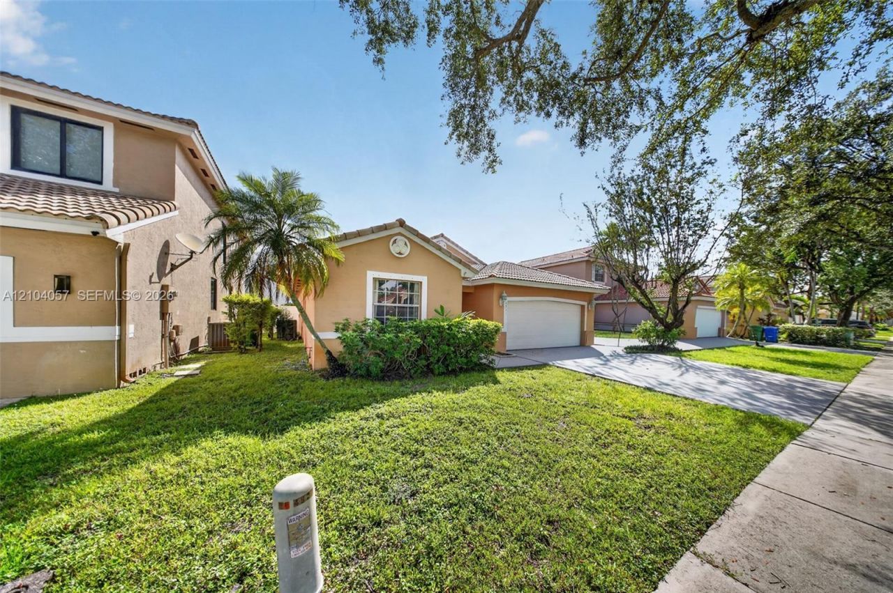 4931 SW 152nd Ave, Miramar, FL 33027 Photo