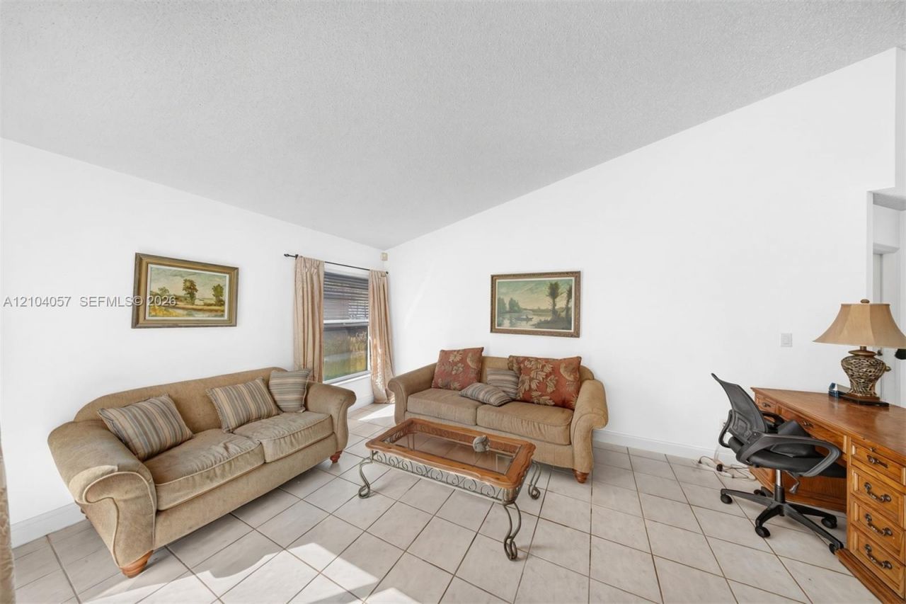 4931 SW 152nd Ave, Miramar, FL 33027 Photo