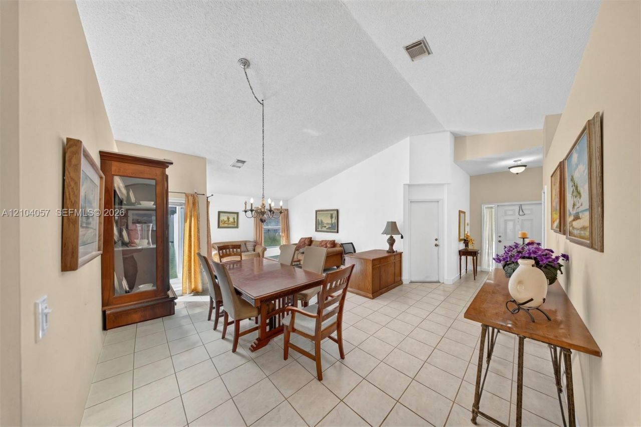 4931 SW 152nd Ave, Miramar, FL 33027 Photo