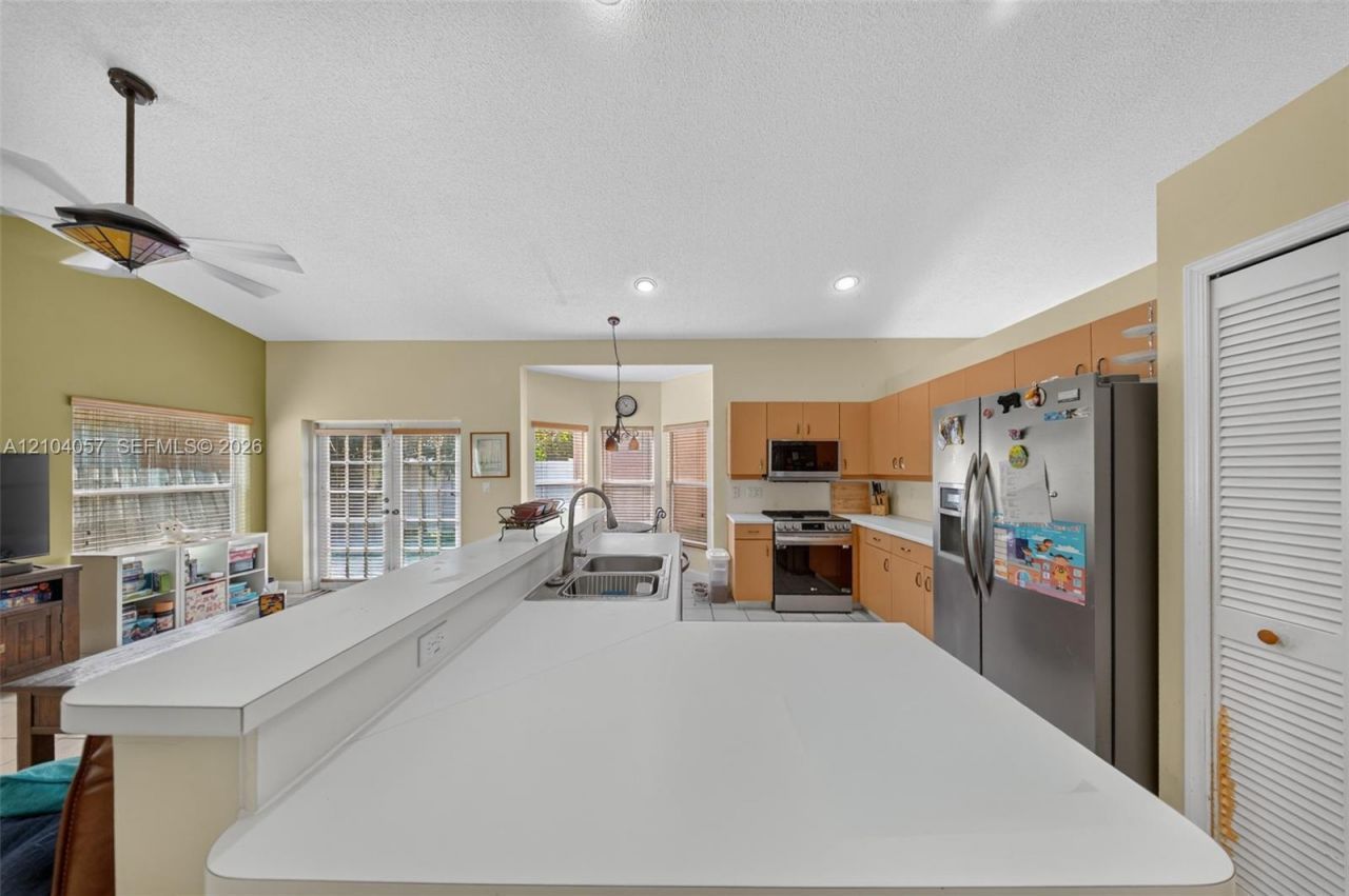 4931 SW 152nd Ave, Miramar, FL 33027 Photo