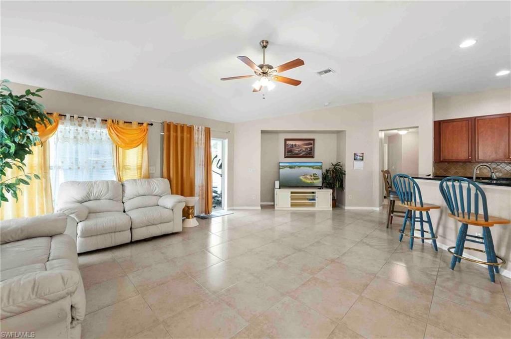 8031 Liriope Loop , Lehigh Acres, FL 33972 Photo