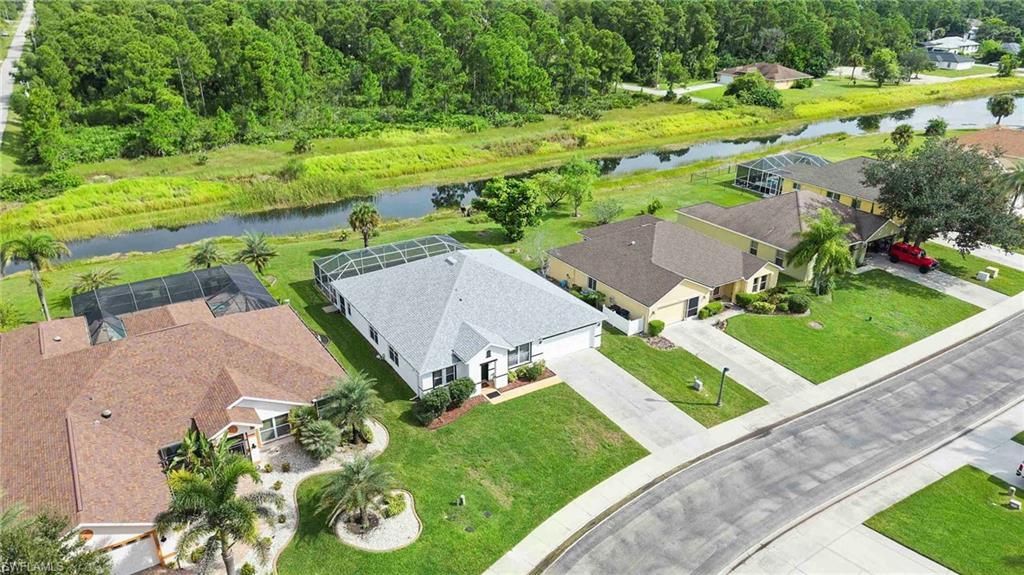 8031 Liriope Loop , Lehigh Acres, FL 33972 Photo