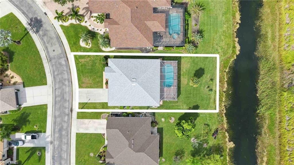 8031 Liriope Loop , Lehigh Acres, FL 33972 Photo