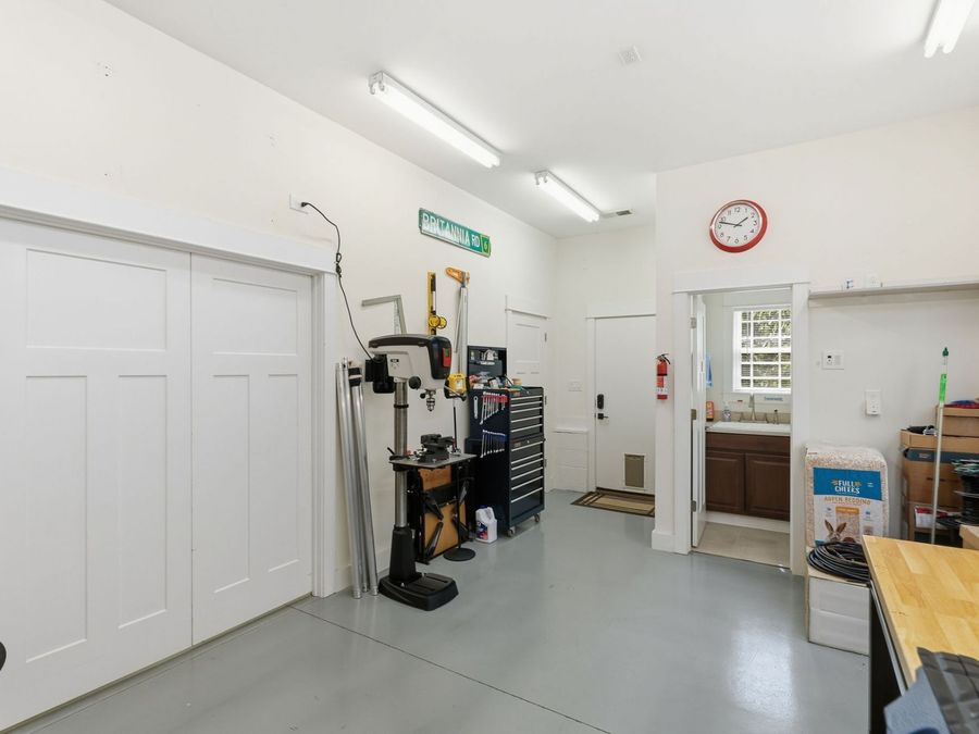 Property Image 60