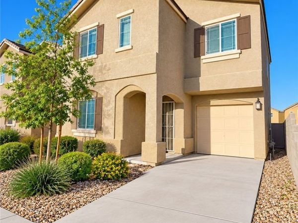 4131 N Lamont Street , Las Vegas, NV 89115