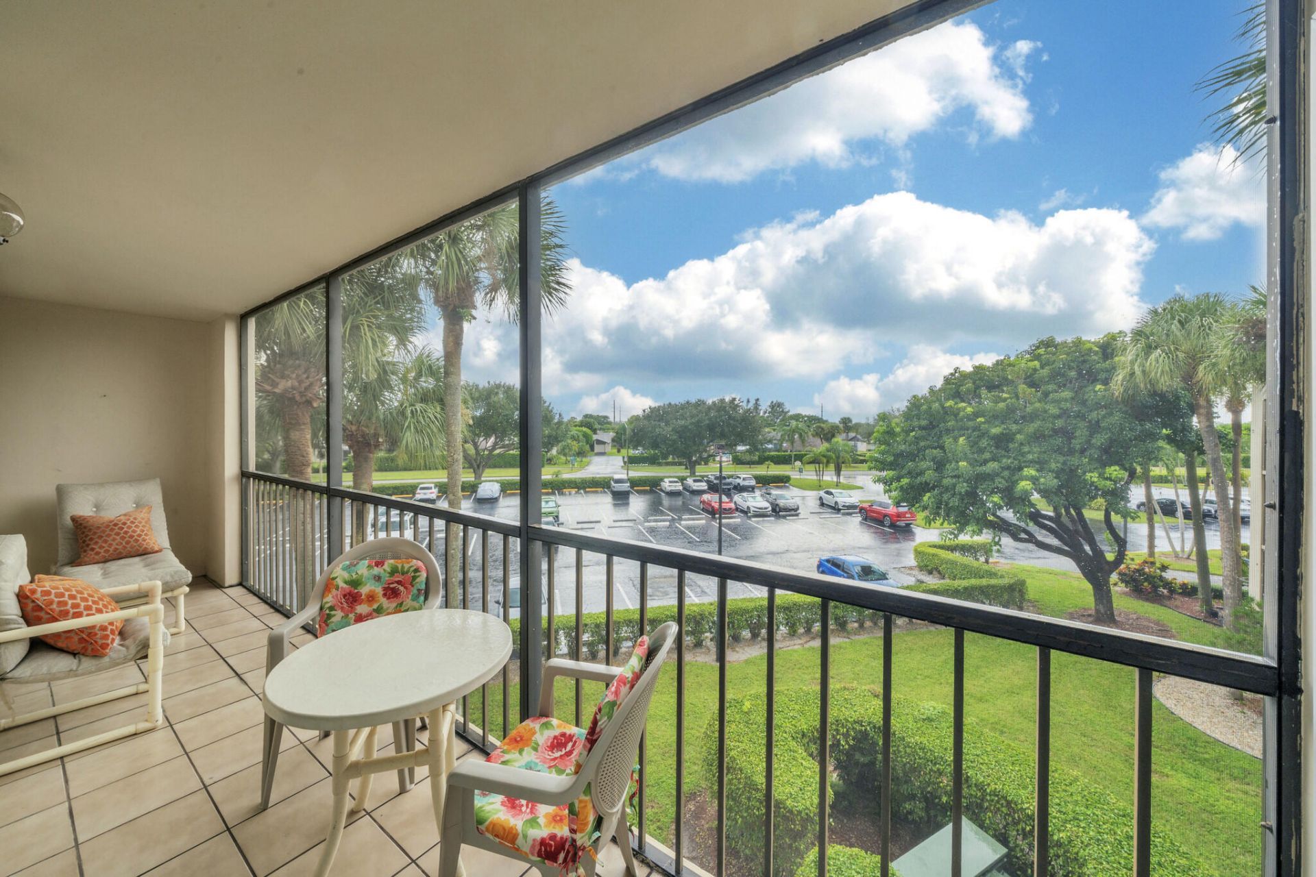 5280 Las Verdes Circle, Unit 320, Delray Beach, FL 33484 Photo