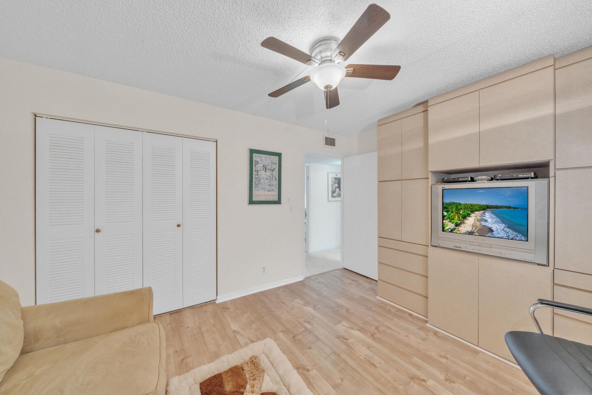 5280 Las Verdes Circle, Unit 320, Delray Beach, FL 33484 Photo