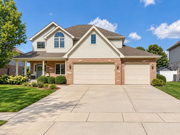 851 W WOODLAWN Road , New Lenox, IL 60451