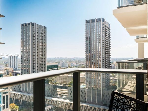 11 NE 6th St , Unit 3005, Miami, FL 33132