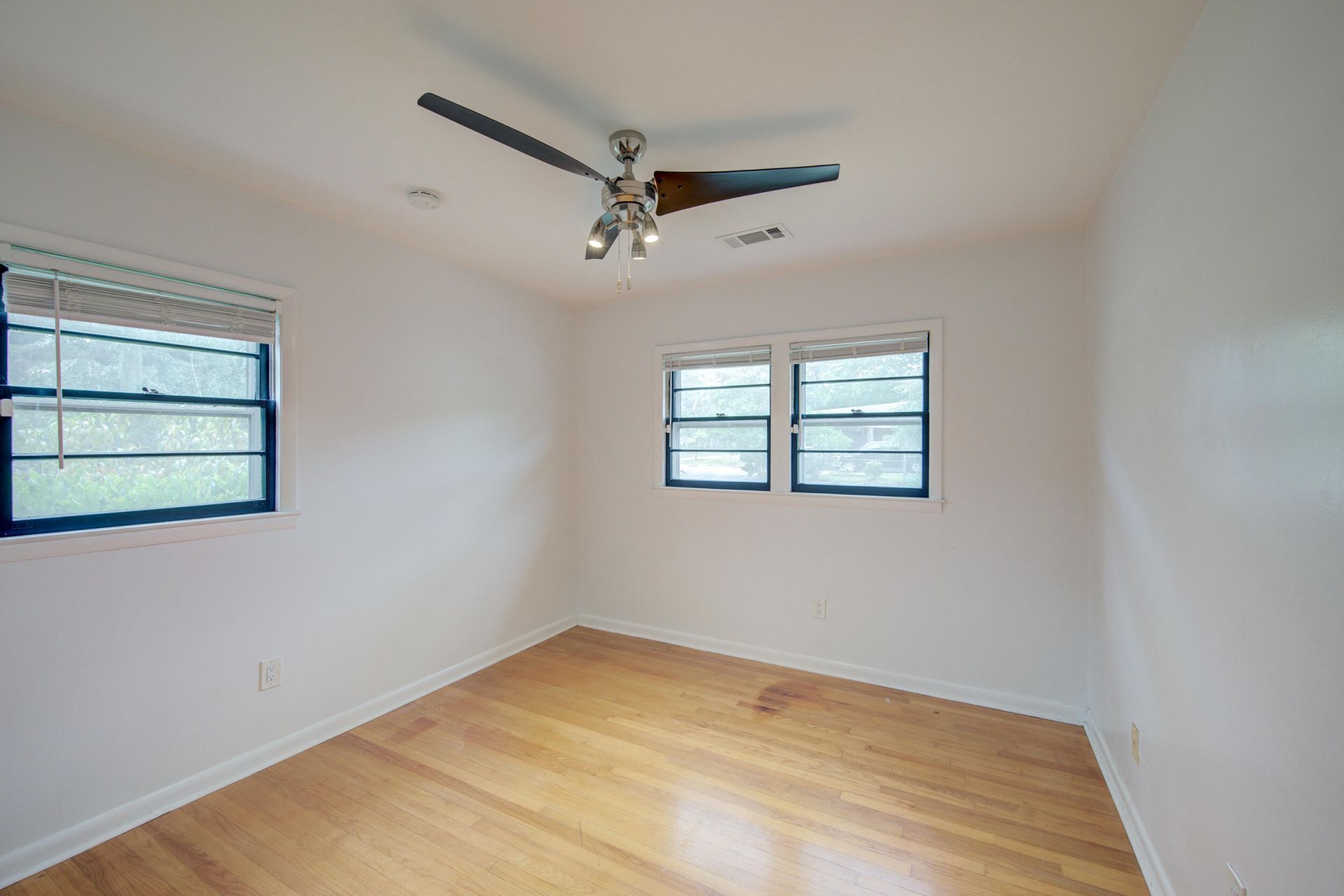 4329 Paramount Drive Photo 19