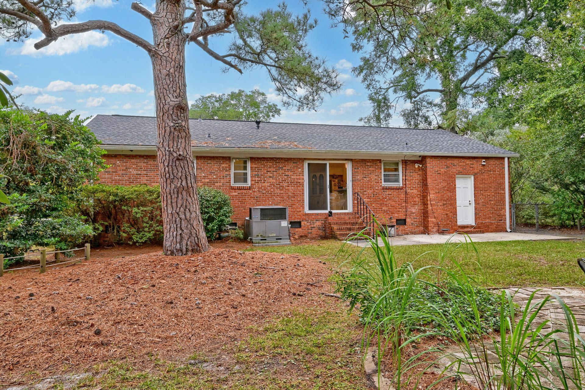 4329 Paramount Drive Photo 9