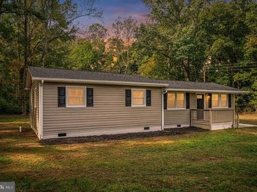 17194 NEW BALTIMORE ROAD, MILFORD, VA 22514