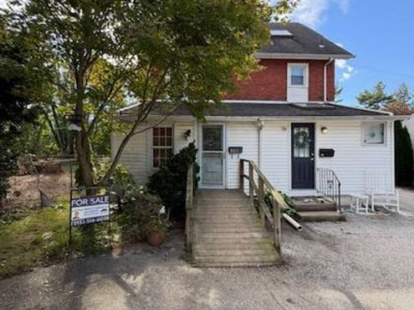 41B LOWRYS LN, BRYN MAWR, PA 19010