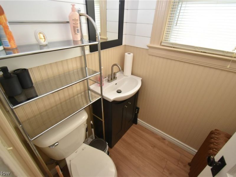 3923 Robert Avenue, Cleveland, OH 44109 Photo 13