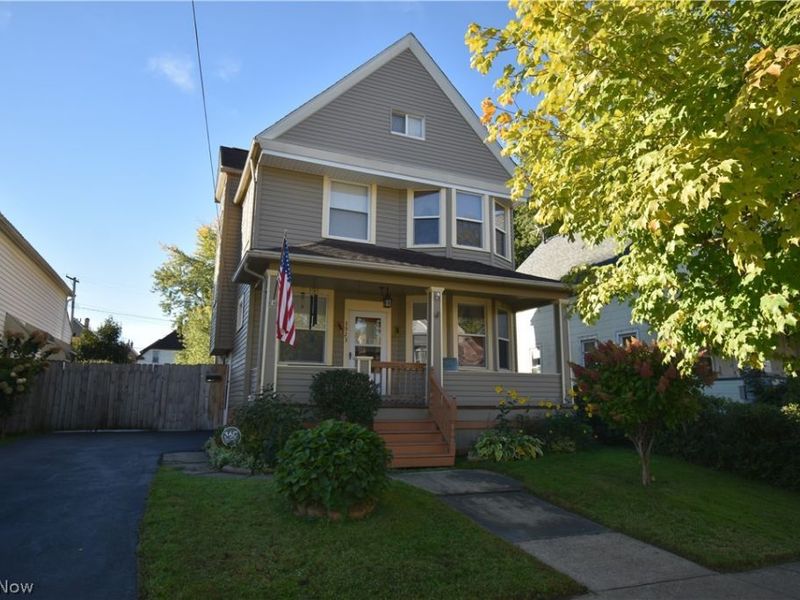 3923 Robert Avenue, Cleveland, OH 44109 Photo 3