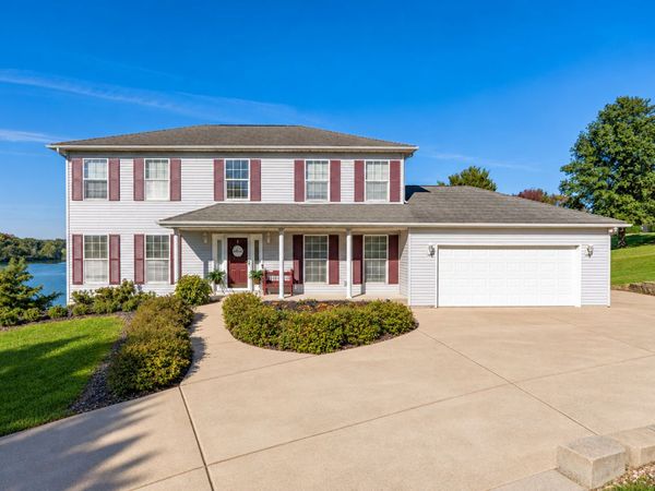 237 Cedar Lane , Sherrard, IL 61281