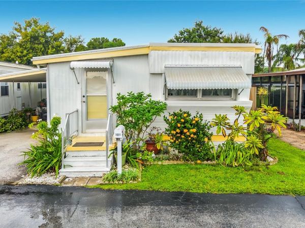 7490 46TH AVENUE N, Unit 101, ST PETERSBURG, FL 33709