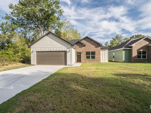 921 Putman, Sulphur Springs, TX 75482