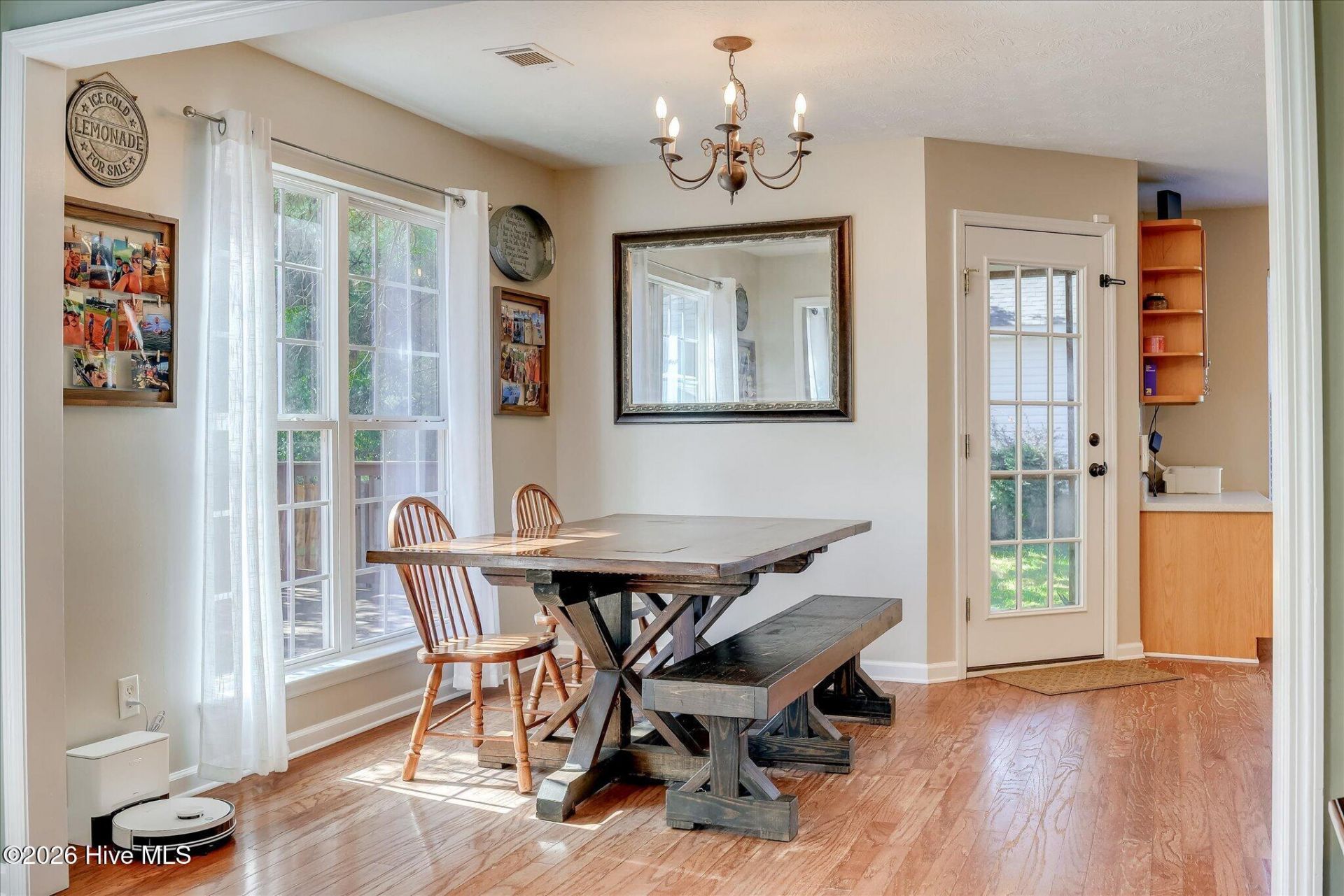 1138 Oxpens Road Photo 11