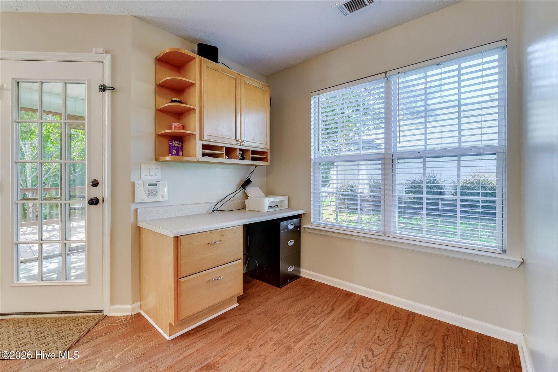 1138 Oxpens Road Photo 15