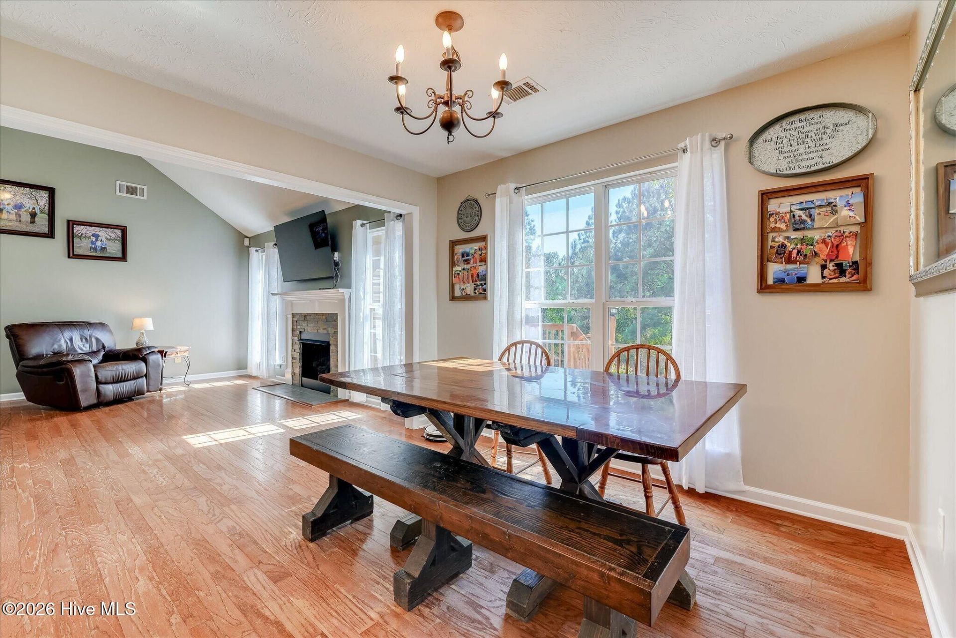 1138 Oxpens Road Photo 2