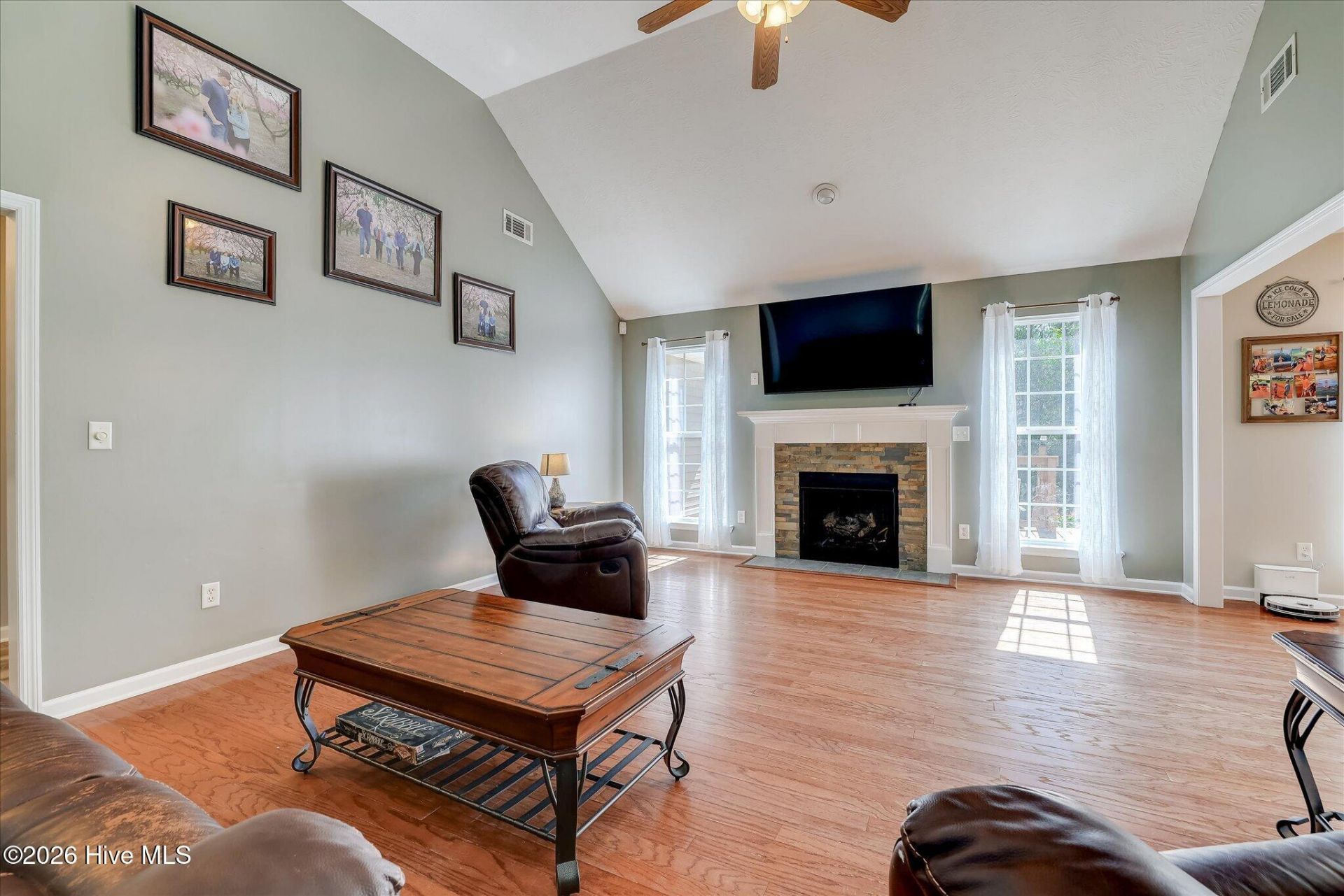 1138 Oxpens Road Photo 8