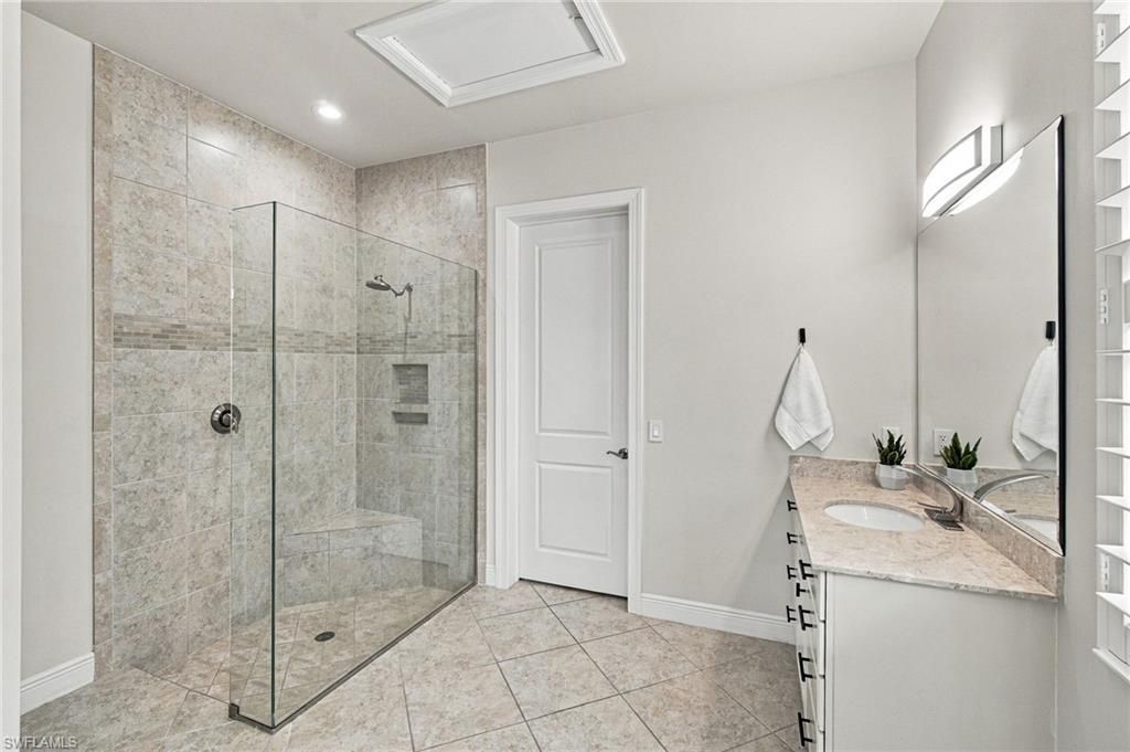 4118 Raffia Dr, Naples, FL 34119 Photo