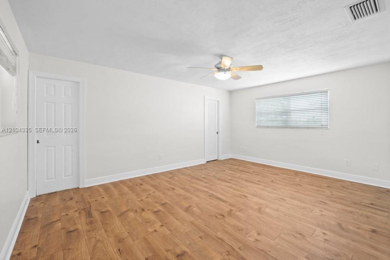 11031 NW 22nd St, Pembroke Pines, FL 33026 Photo