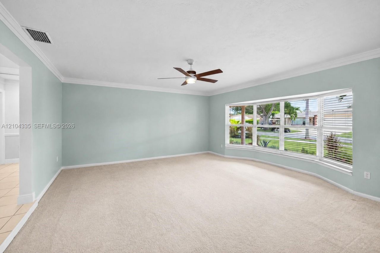 11031 NW 22nd St, Pembroke Pines, FL 33026 Photo
