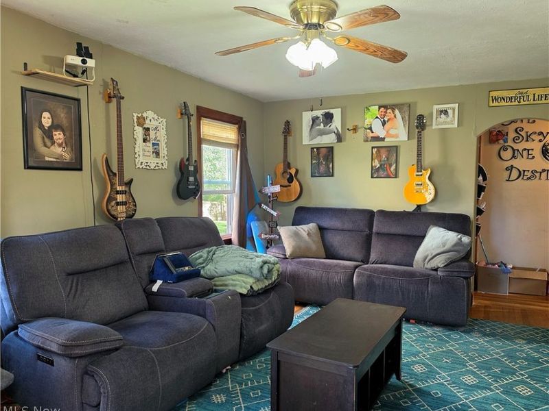 515 Wirt Street, Belpre, OH 45714 Photo 2