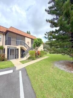 7069 Golf Colony Court, Unit 102, Lake Worth, FL 33467 Photo