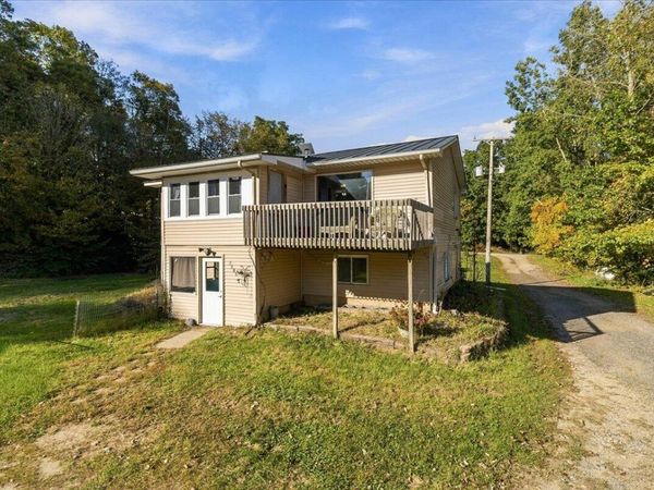5000 Lammers Road, Hastings, MI 49058