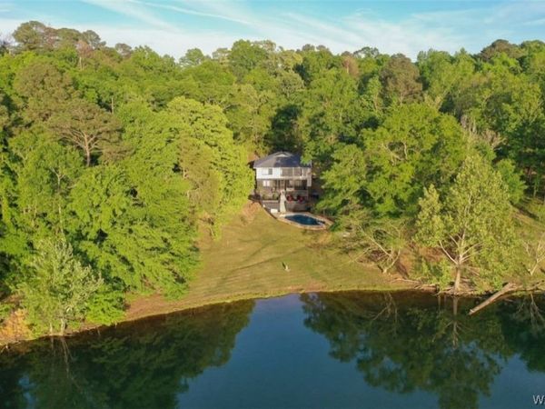 15710 Edwardian Drive, Northport, AL 35475