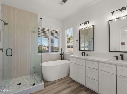 10566 Eagle Falls Way, Reno, NV 89521 Photo
