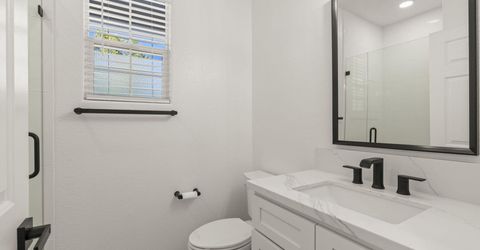 10566 Eagle Falls Way, Reno, NV 89521 Photo
