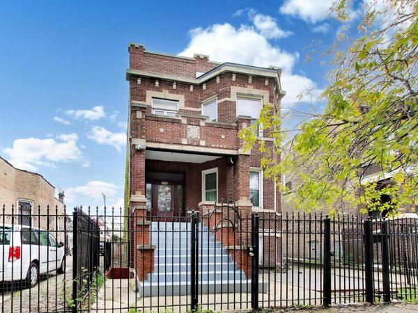 1623 N TRIPP Avenue , Chicago, IL 60639