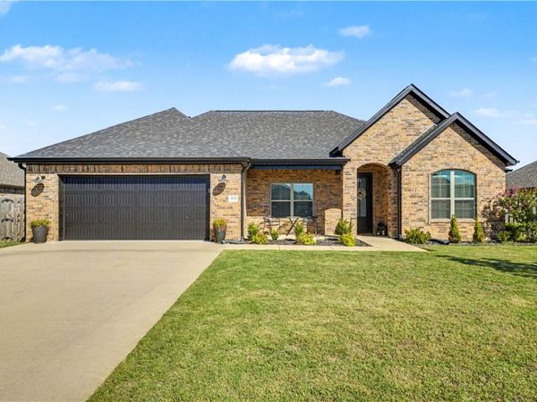 1078 Giulia Avenue, Tontitown, AR 72762