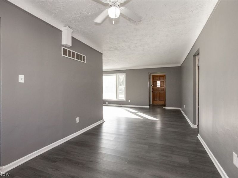 3991 Wendy Drive, Cleveland, OH 44122 Photo 12