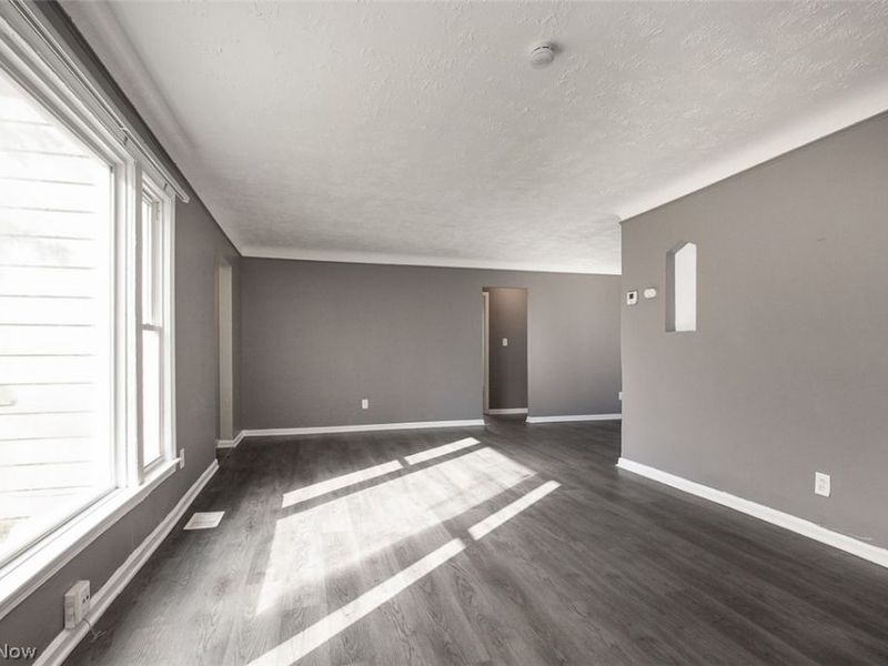 3991 Wendy Drive, Cleveland, OH 44122 Photo 13