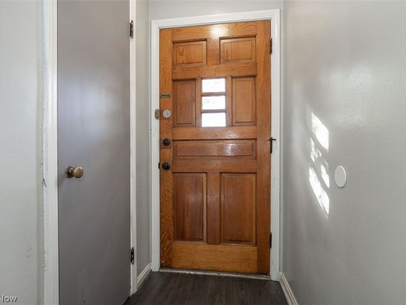 3991 Wendy Drive, Cleveland, OH 44122 Photo 4
