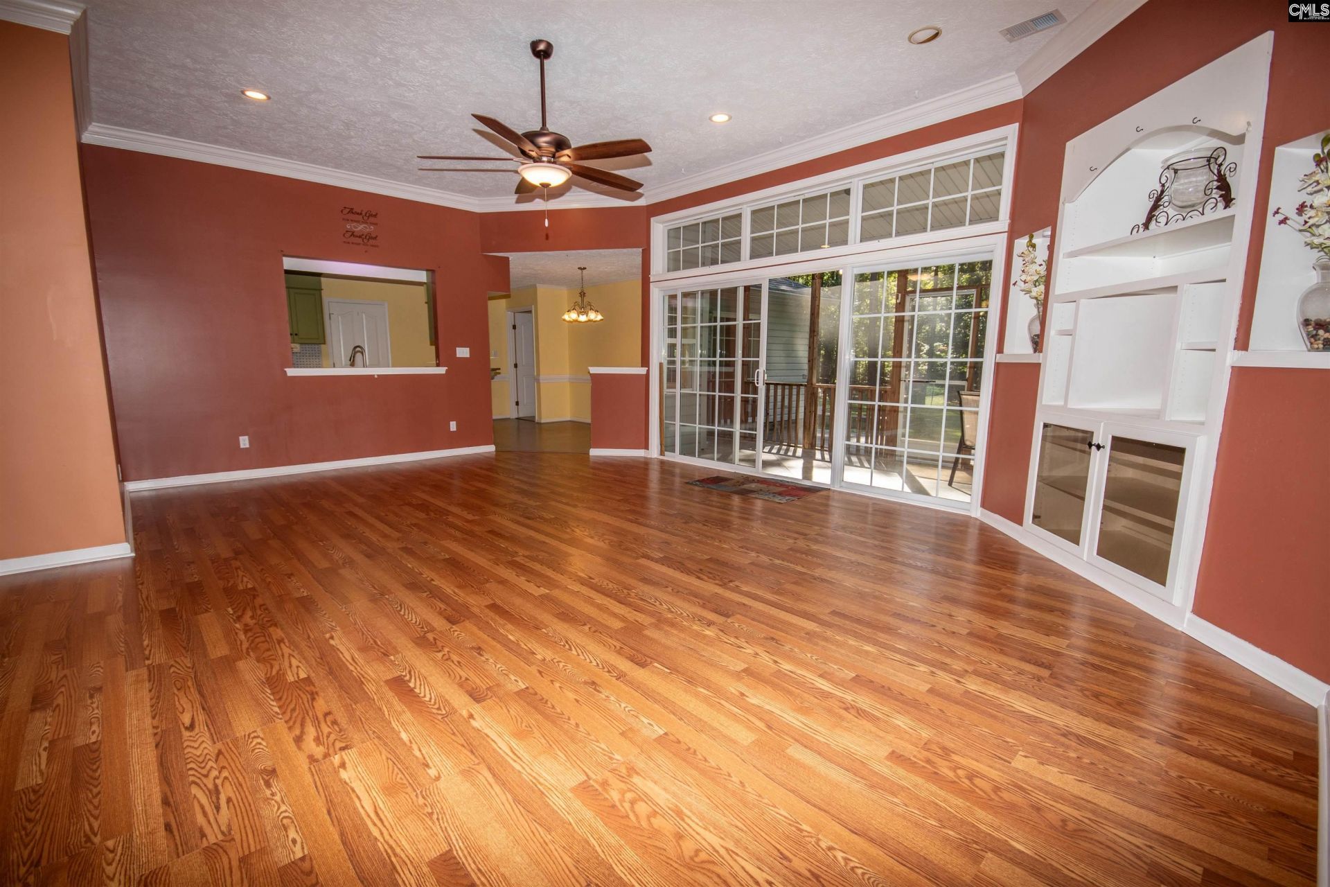 138 Erica Court  Photo 12