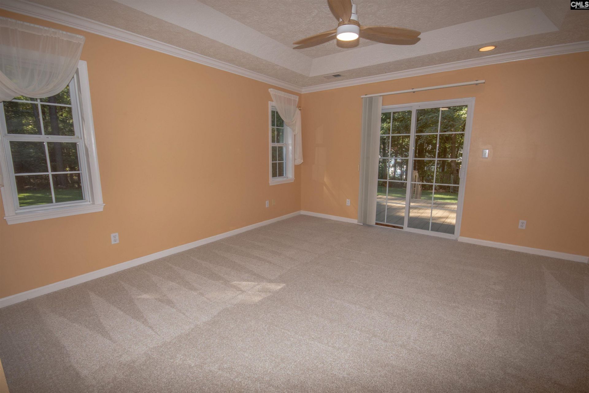 138 Erica Court  Photo 32