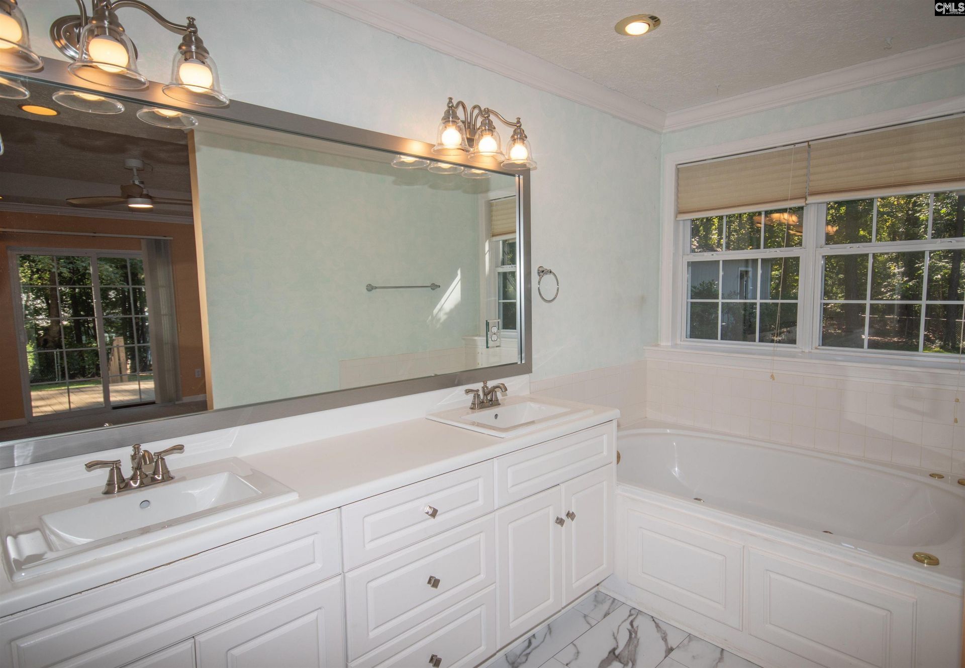 138 Erica Court  Photo 33