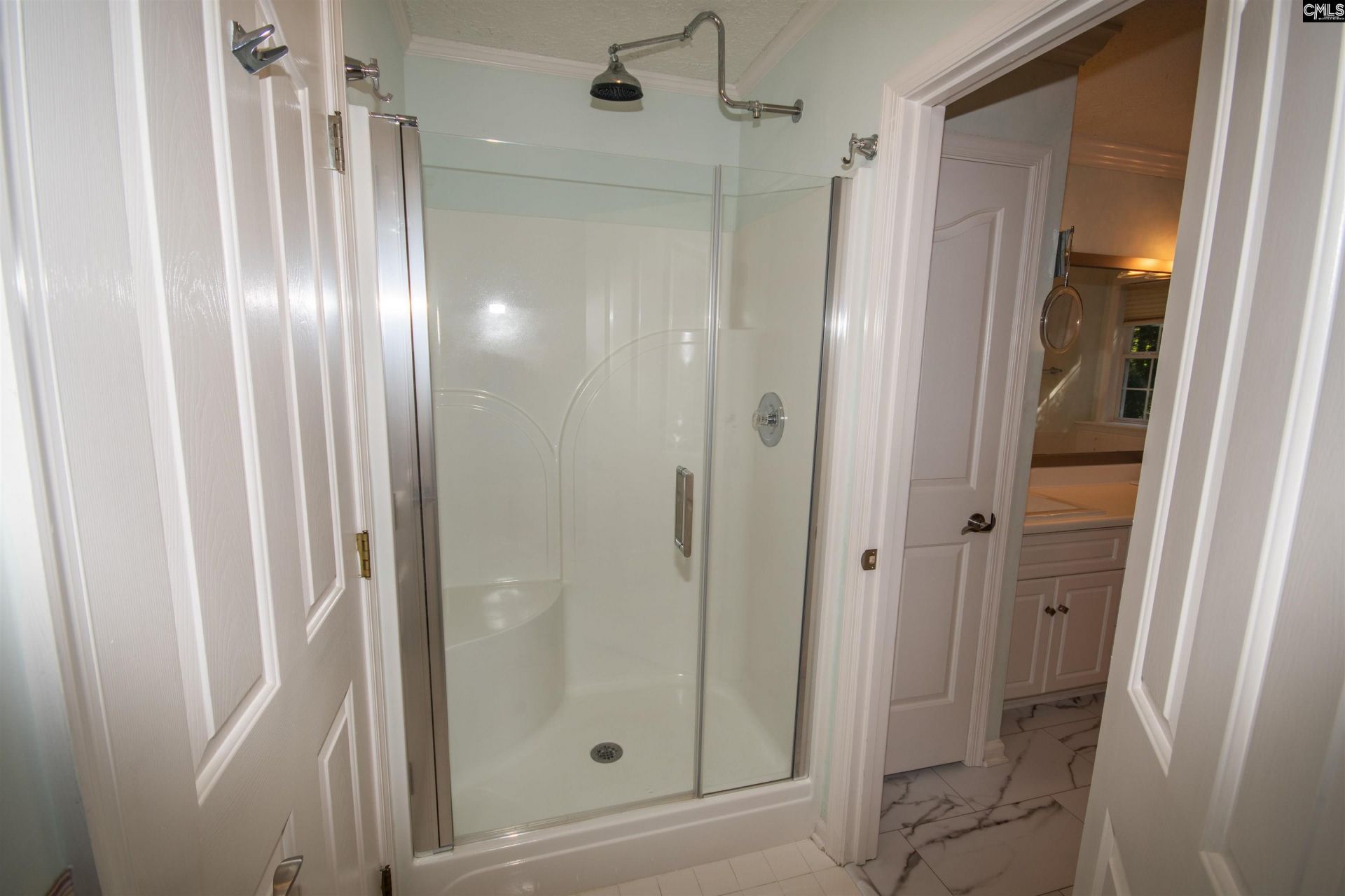 138 Erica Court  Photo 35